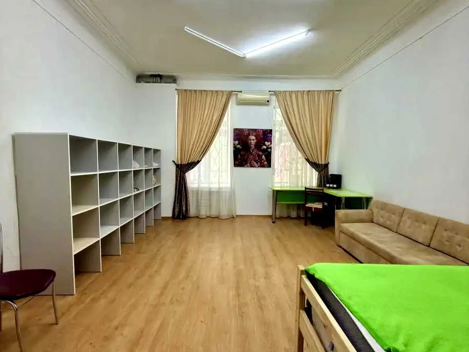 Квартира. Київ, вулиця Шота Руставелі
