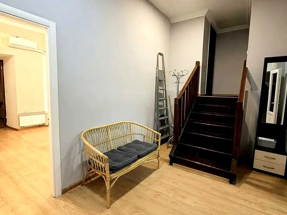 Квартира. Київ, вулиця Шота Руставелі