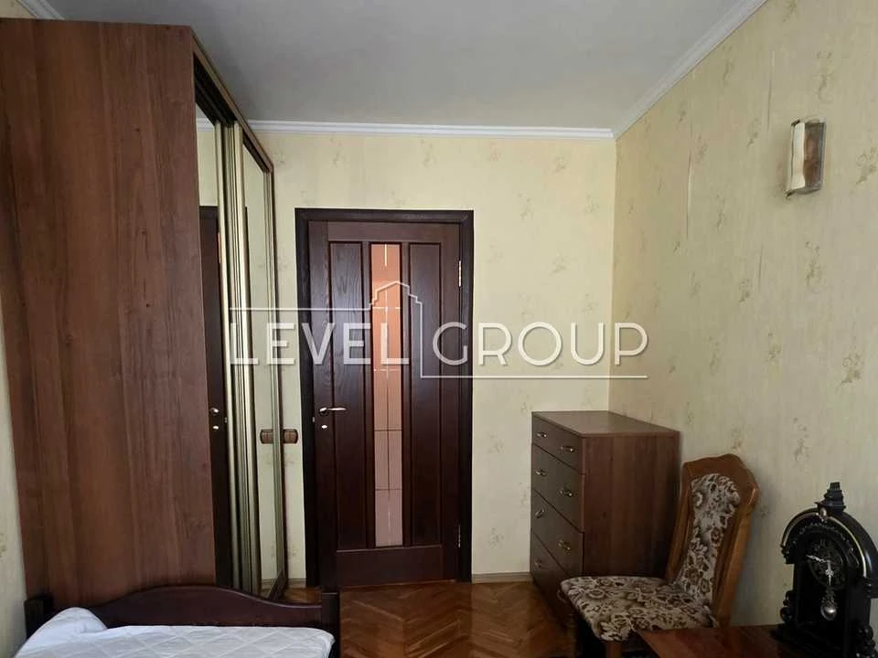 Apartment. Melnikov Street, Kyiv