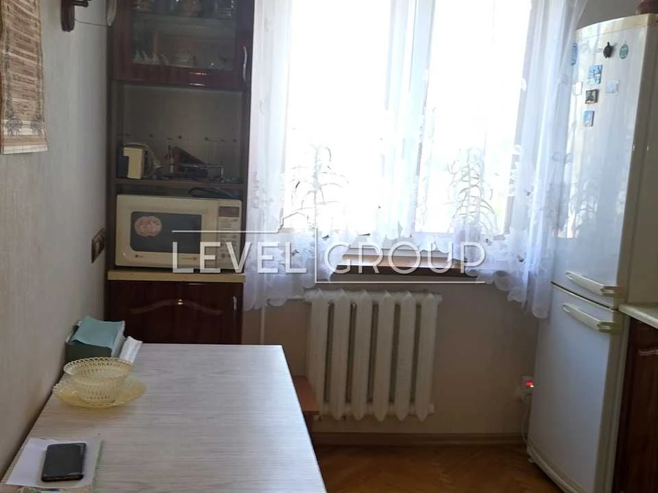 Apartment. Melnikov Street, Kyiv