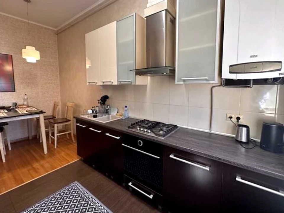 Apartment. Vinnytsia, Soborna St.