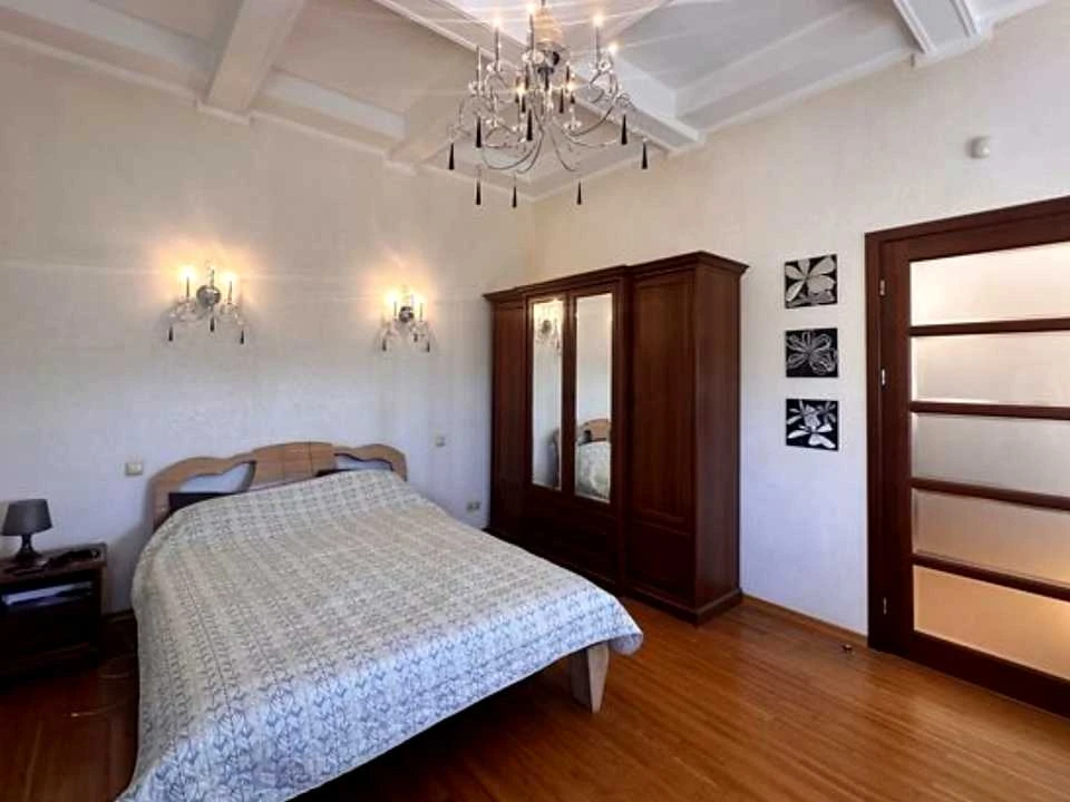 Apartment. Vinnytsia, Soborna St.