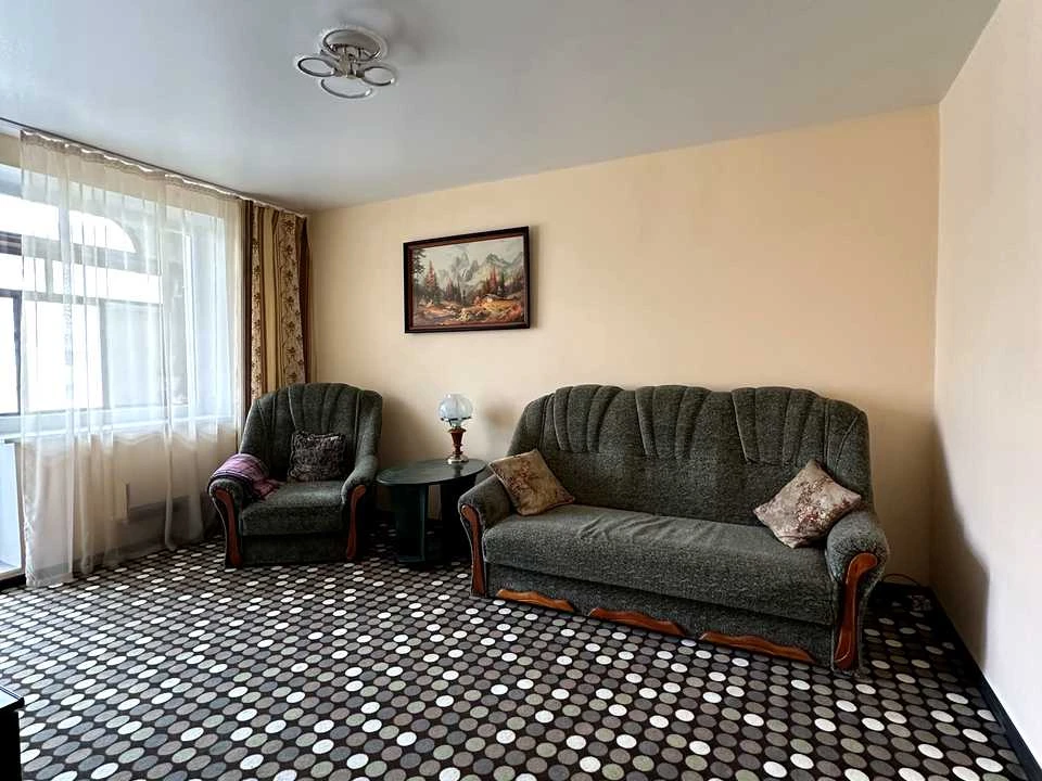 Apartment. Lviv, Red Poplar Avenue