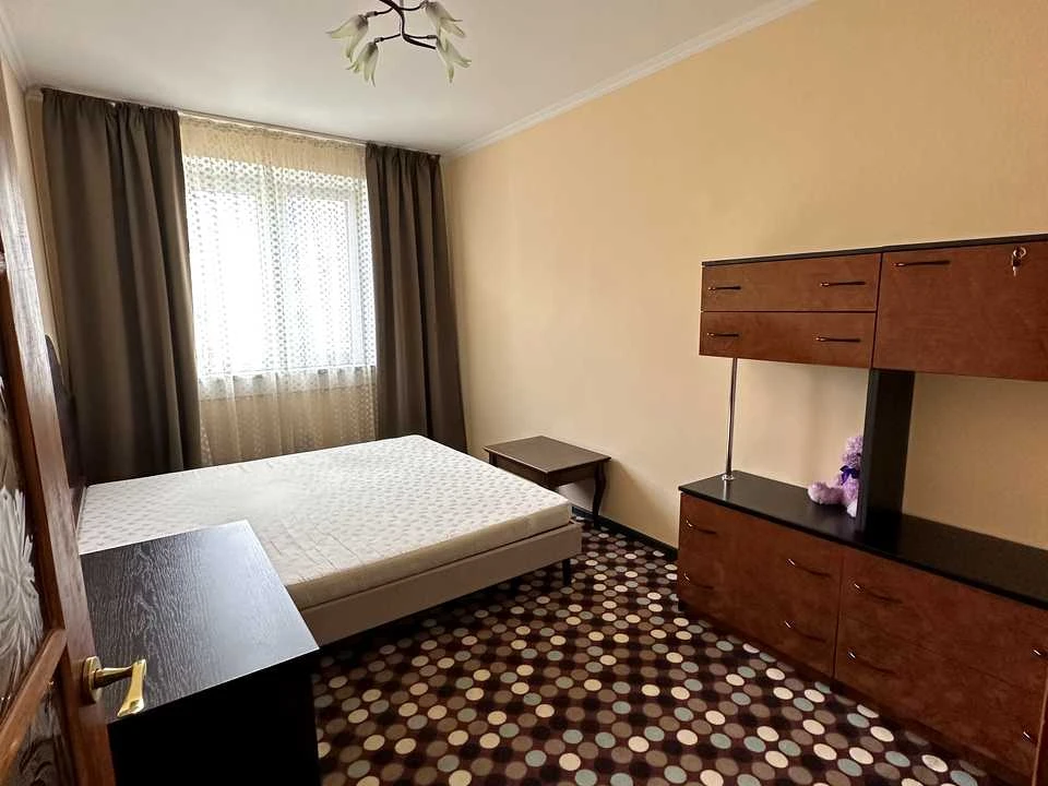 Apartment. Lviv, Red Poplar Avenue