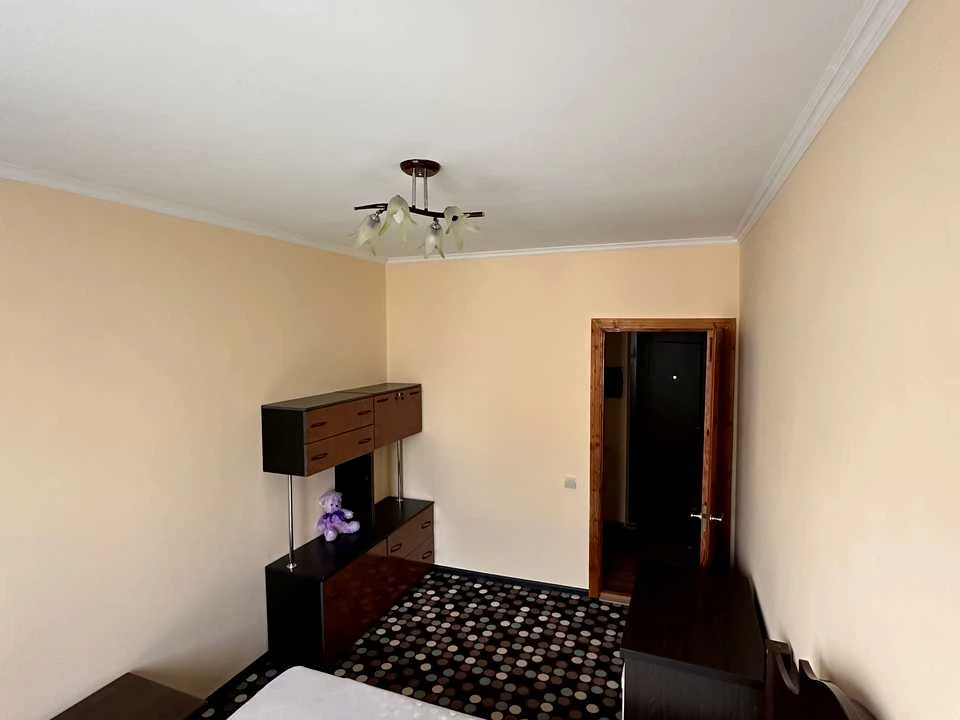 Apartment. Lviv, Red Poplar Avenue