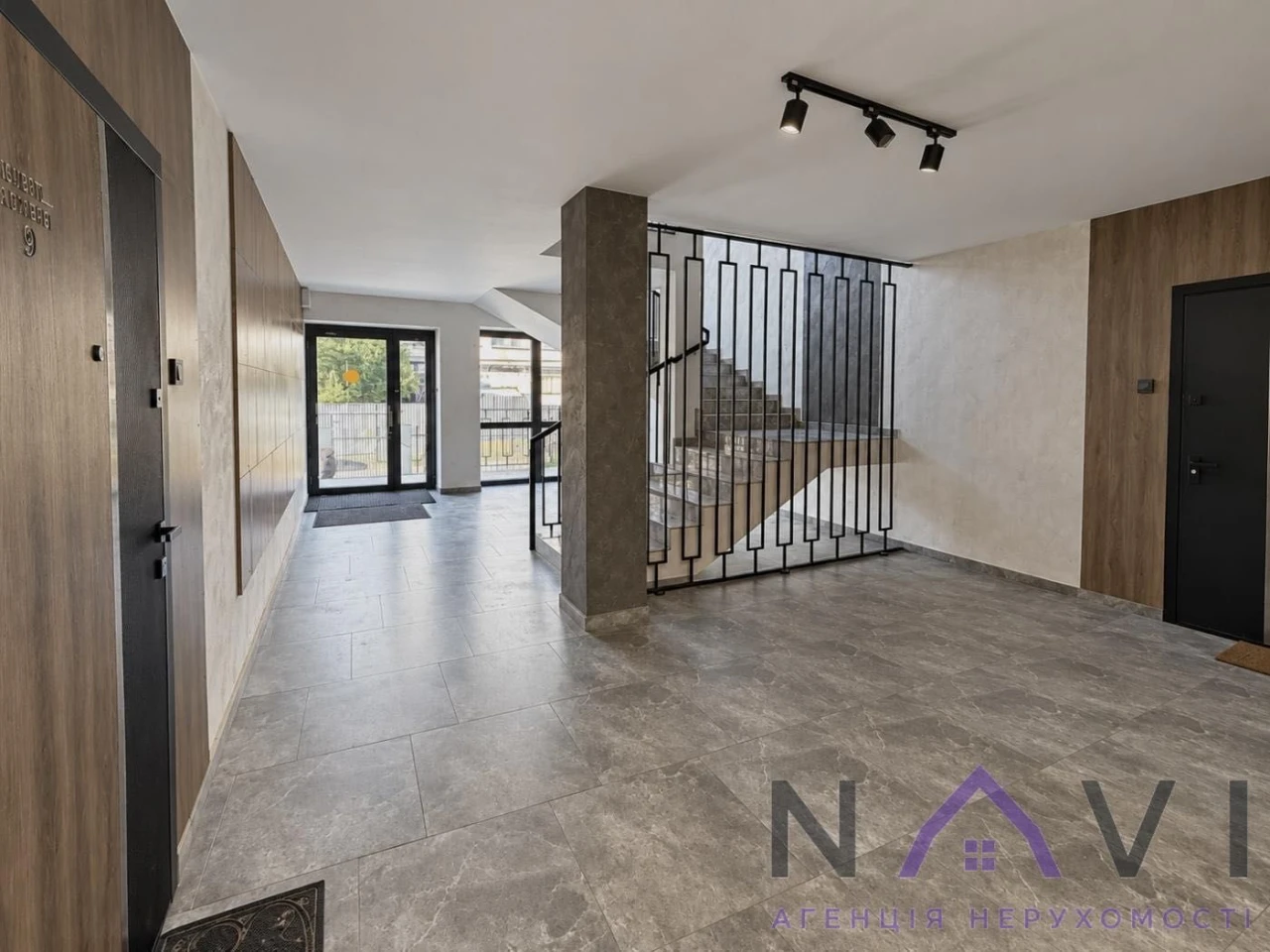 Sale of a 2-bedroom apartment | West Towers residential complex