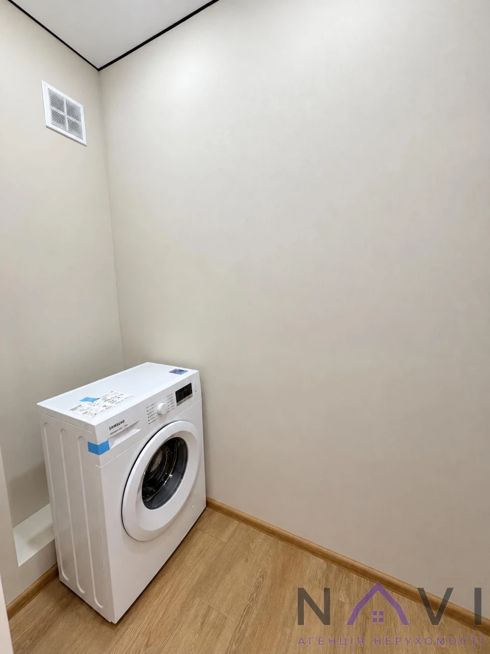 Sale of a 2-bedroom apartment | West Towers residential complex