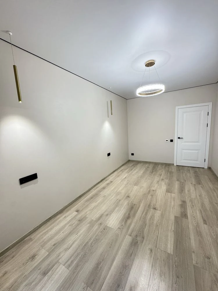 Apartment with renovation in the prestigious "Aristocrat" residential complex