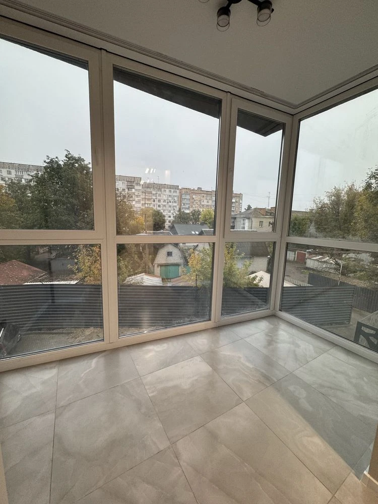 Apartment with renovation in the prestigious "Aristocrat" residential complex