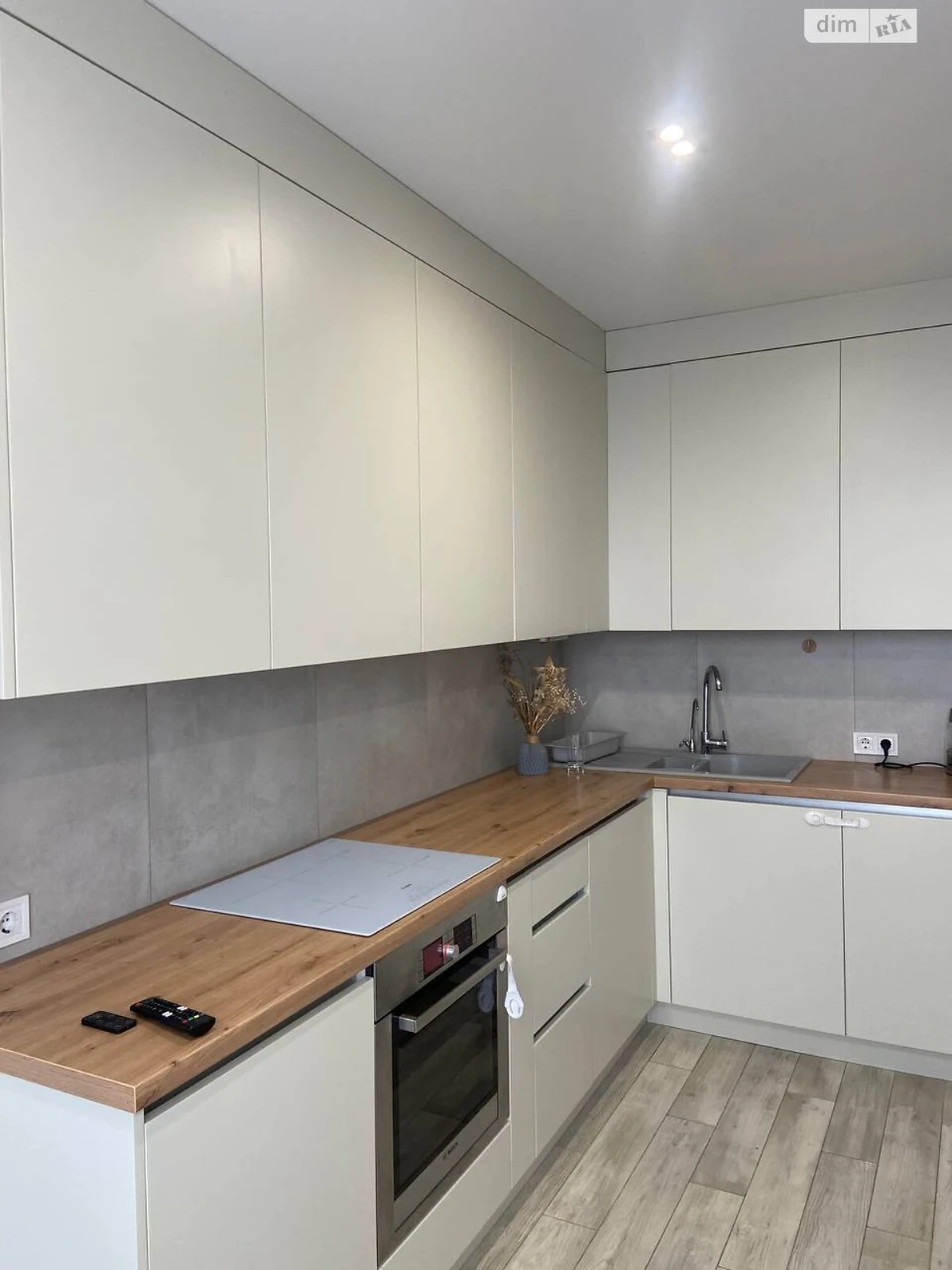 Long Term Rental Apartment Troyeshchyna