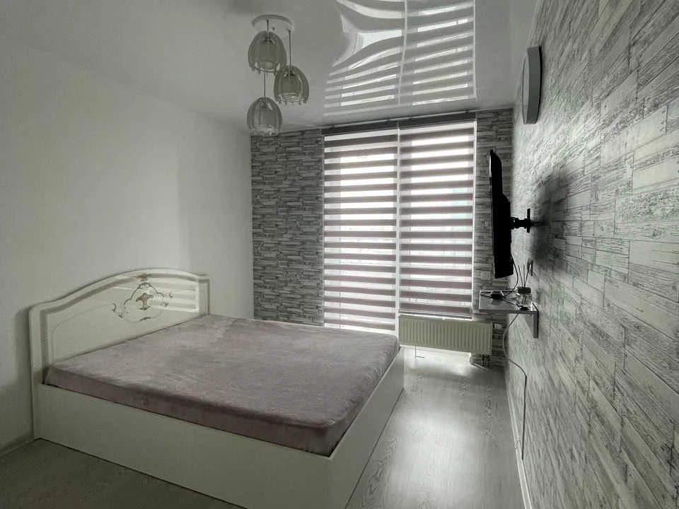 Apartment. Sholudenko st.