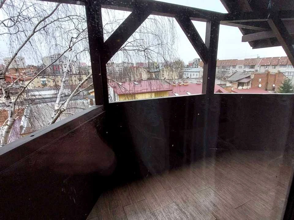 Квартира. Львов, Братьев Михновских ул. (Московская)