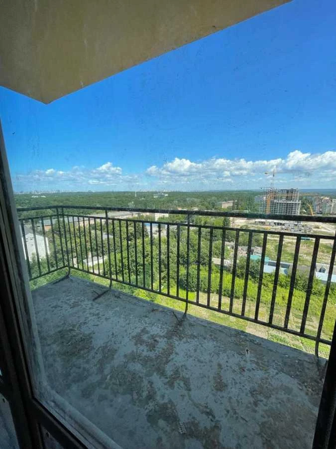 Продам трикімнатну квартиру (80 м²) у Києві, Голосіївський р