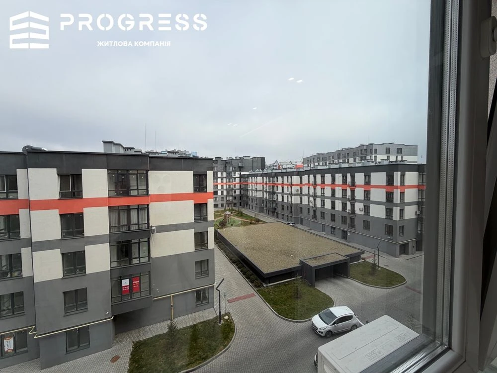 Продажа 3-комнатной квартиры в ЖК "Парковое Мистечко"