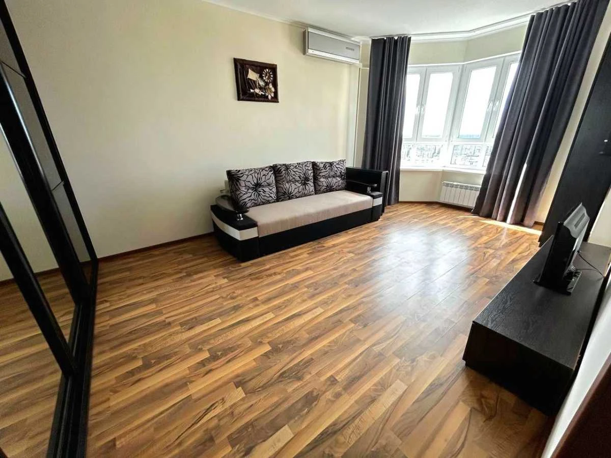 For Rent: 2-bedroom apartment (62 m²) in Kyiv, Sviatoshyn District