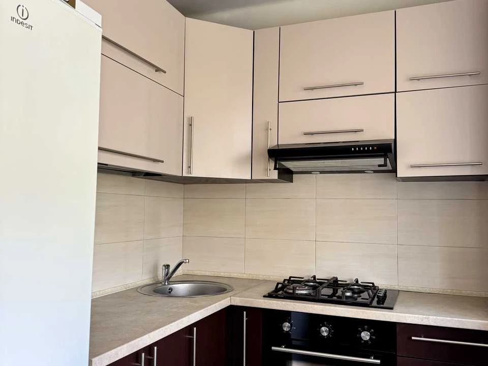 Apartment. Kyiv, Kharkiv Street