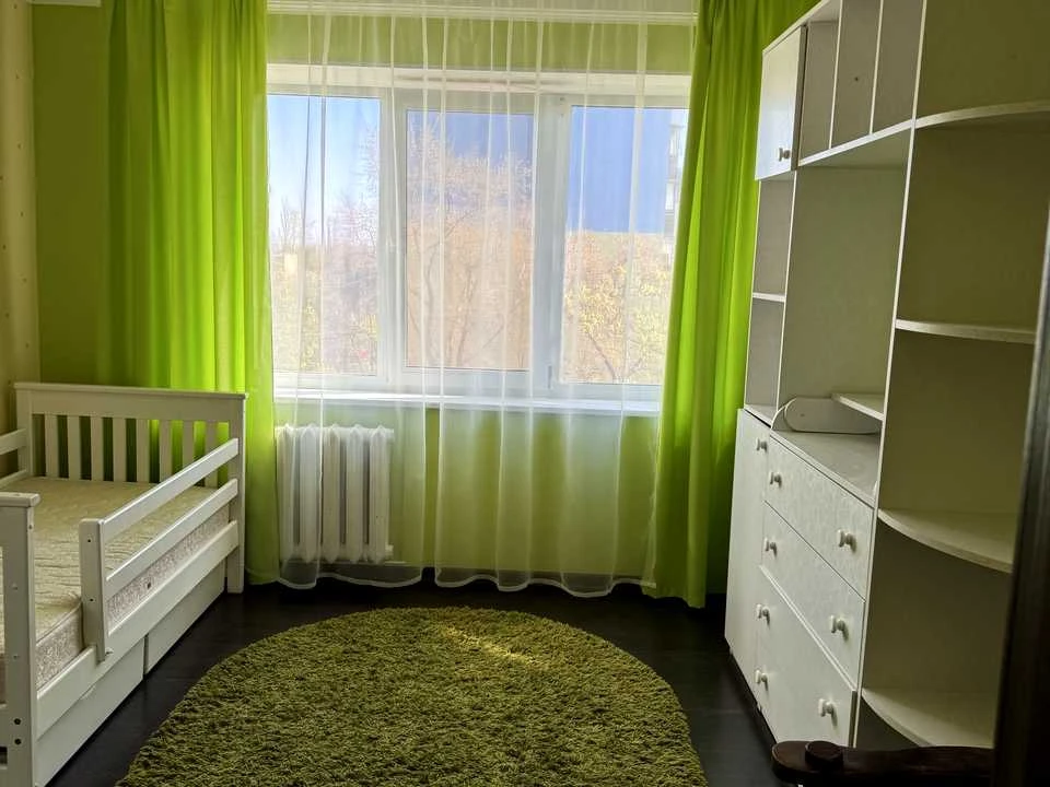 Apartment. Kyiv, Kharkiv Street