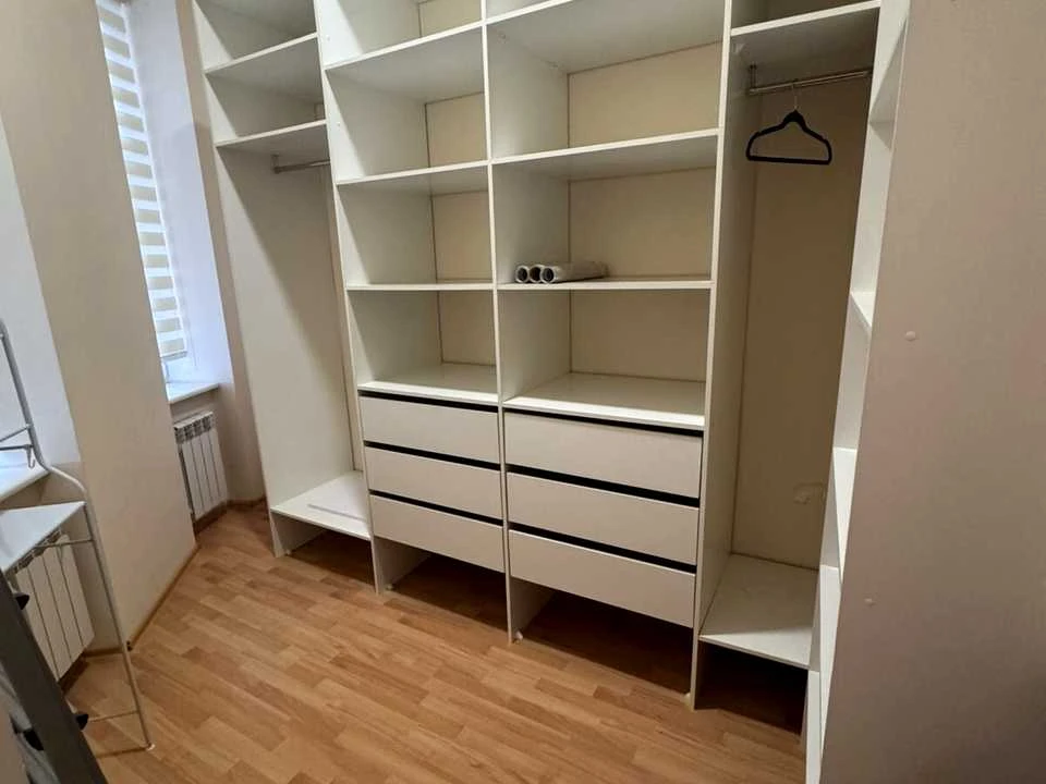 Apartment. Pantelemona Kulisya st.