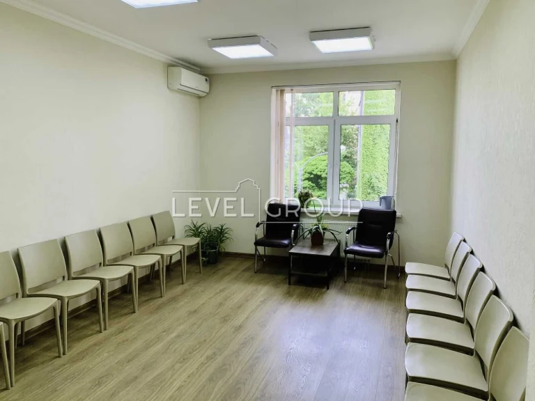 Продаж 3-кімнатної квартири на Подолі, Київ, вул. Щекавицька 30/39
