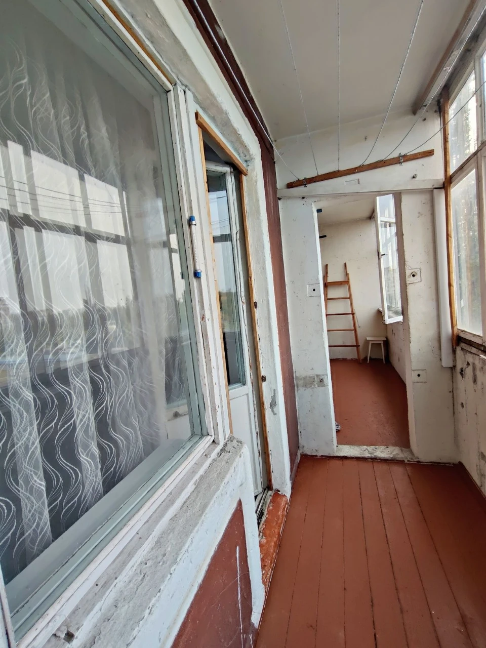 Selling 2-room apartment on Central Avenue