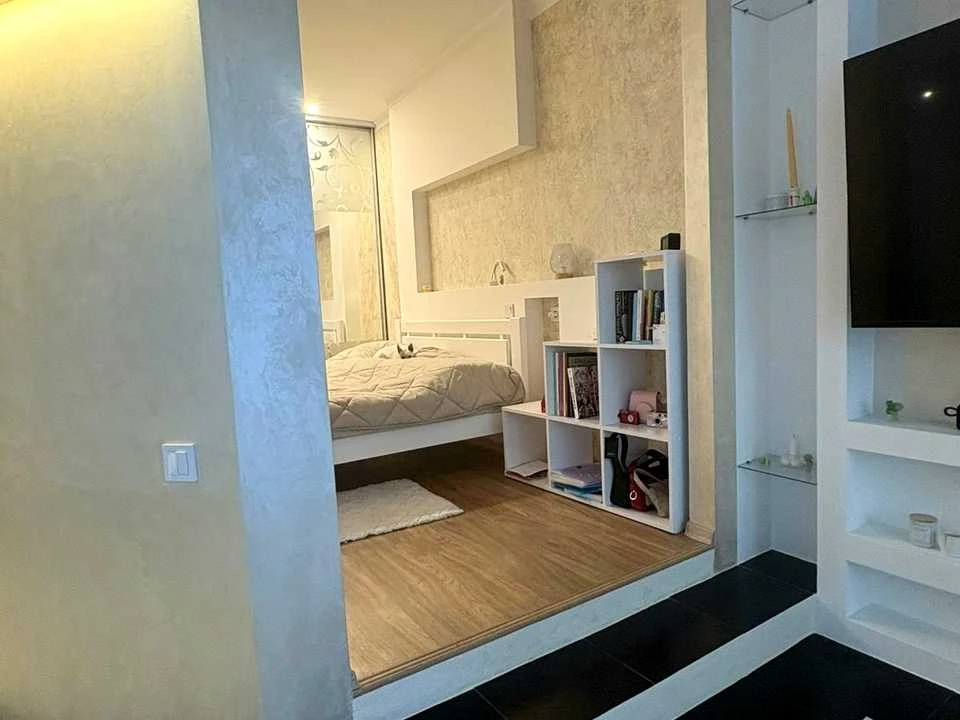 Квартира. Киев, улица Андрия Верховщика