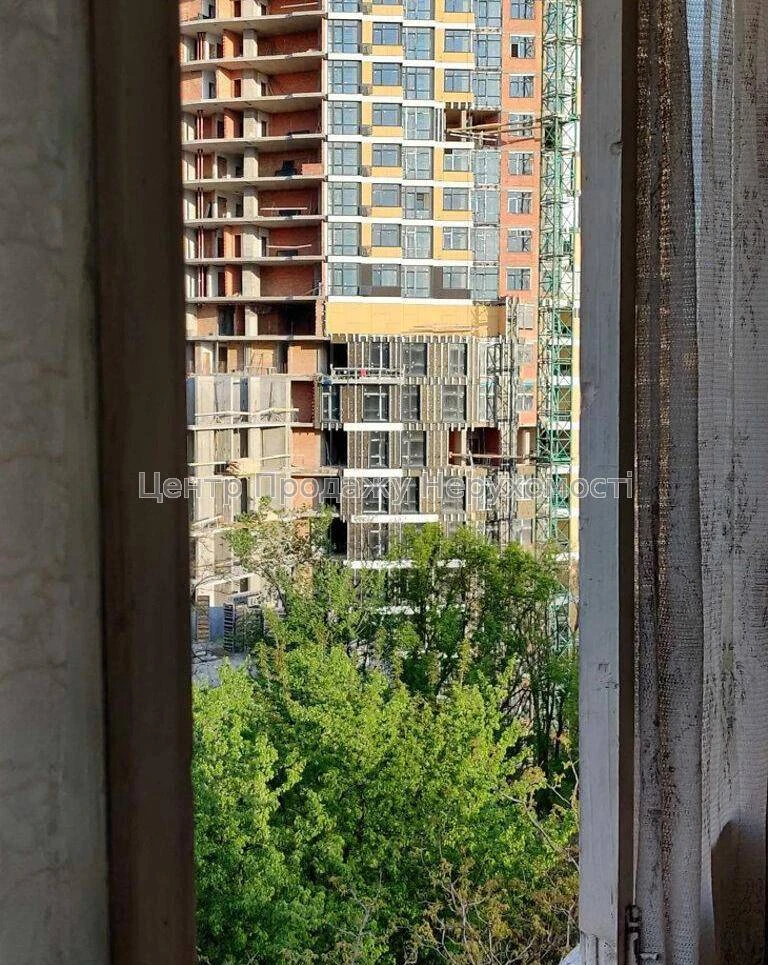 1-room apartment for sale, 5/9 floor, 34 m², Kyiv – Your new