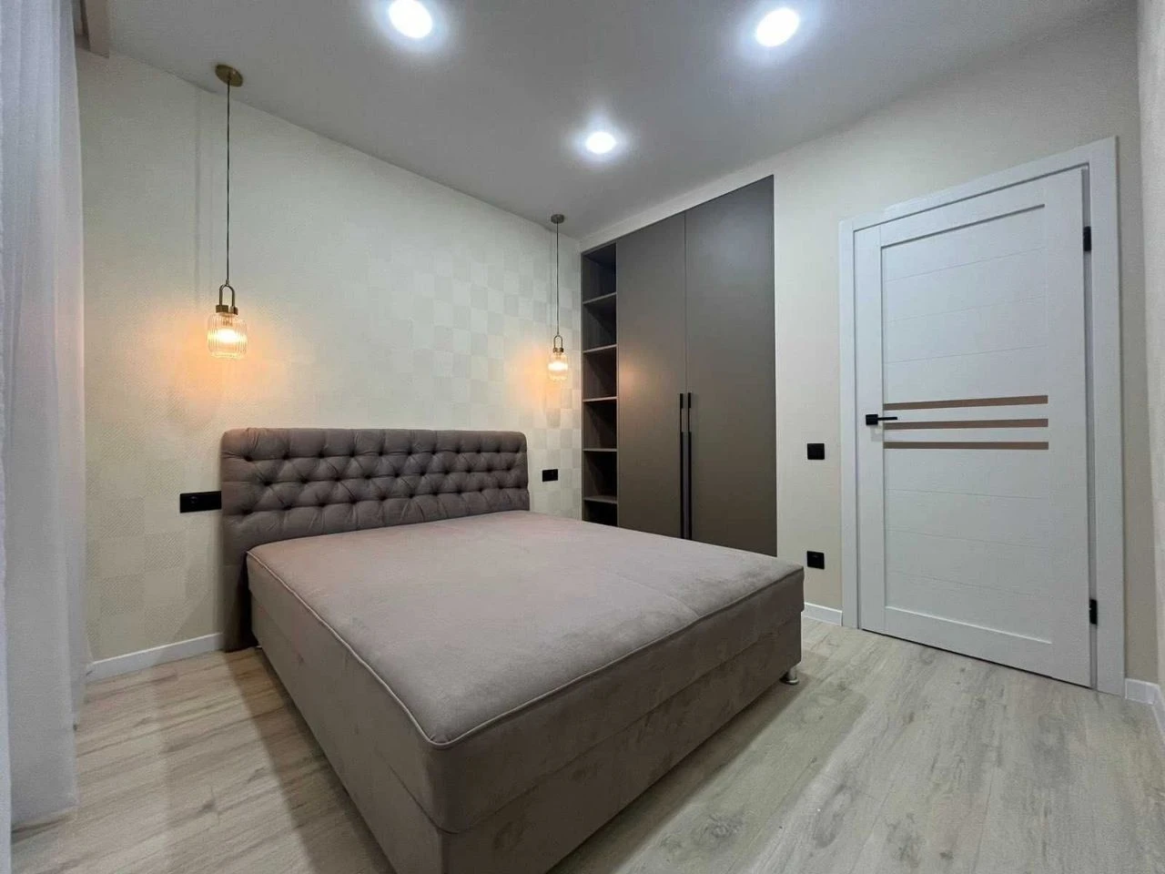 Apartment for Sale, 44 sq m, "Shtstvyi-2" residential complex