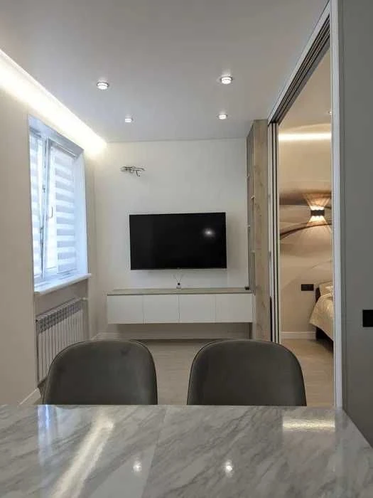 For Sale 2 room apartment 60 sq m New building on the 3rd floor