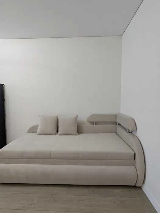 For Sale 2 room apartment 60 sq m New building on the 3rd floor