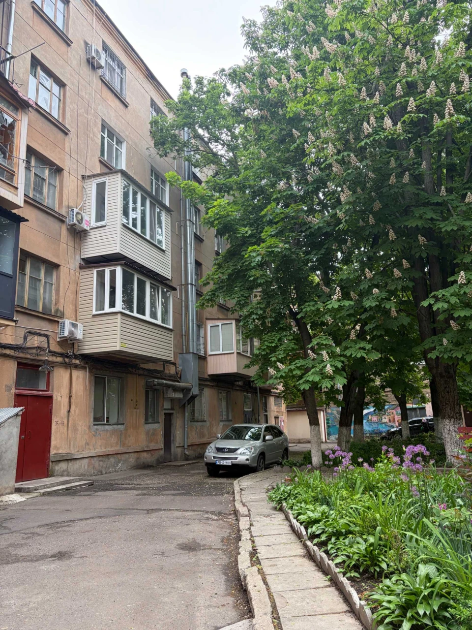 Продається 5-кімнатна квартира на Рішельєвській