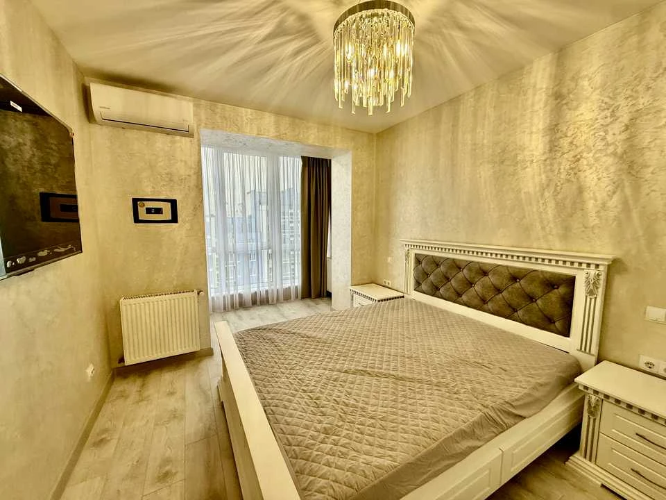 Apartment. Ivano-Frankivsk, Kniazhyne Street