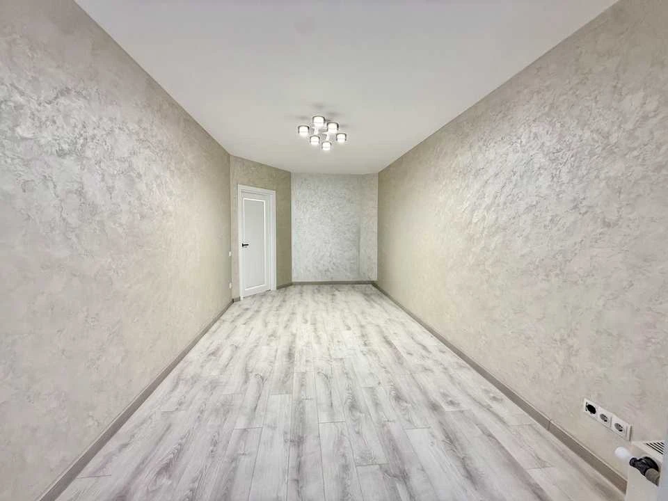 Apartment. Ivano-Frankivsk, Kniazhyne Street