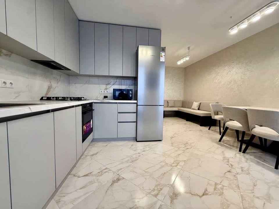 Apartment. Ivano-Frankivsk, Kniazhyne Street