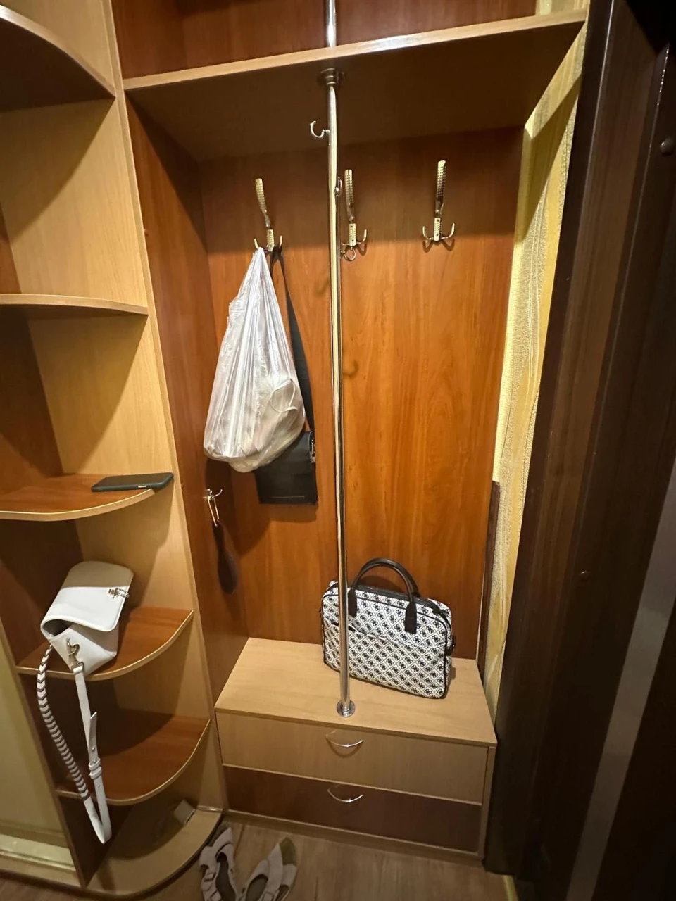 For Sale: 2-Room Apartment in New Balashovka from Owner