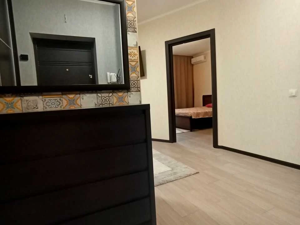 Apartment. Metro Logistica Street, Kyiv