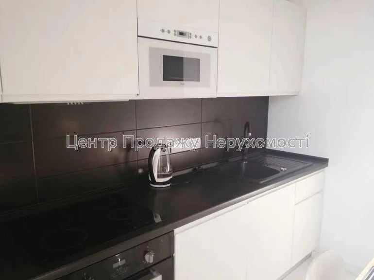 Продається 2-кімнатна квартира 50,7 м² в ЖК "Бруклин", Київ, 7/10 поверх
