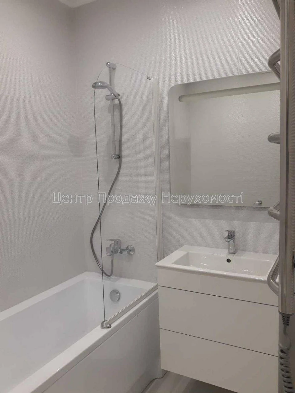 Продається 2-кімнатна квартира 50,7 м² в ЖК "Бруклин", Київ, 7/10 поверх