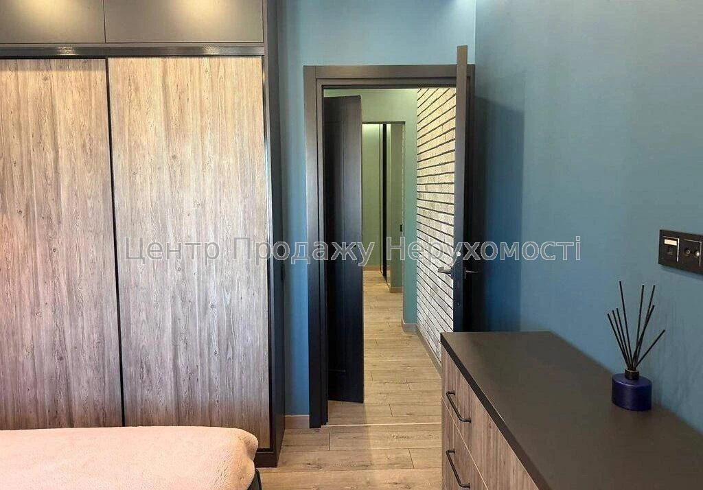 Продаж 2-кімн. квартири, 18/22 поверх, 65.10 м² в Києві.