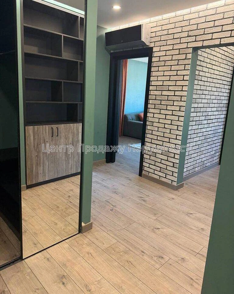 Продаж 2-кімн. квартири, 18/22 поверх, 65.10 м² в Києві.