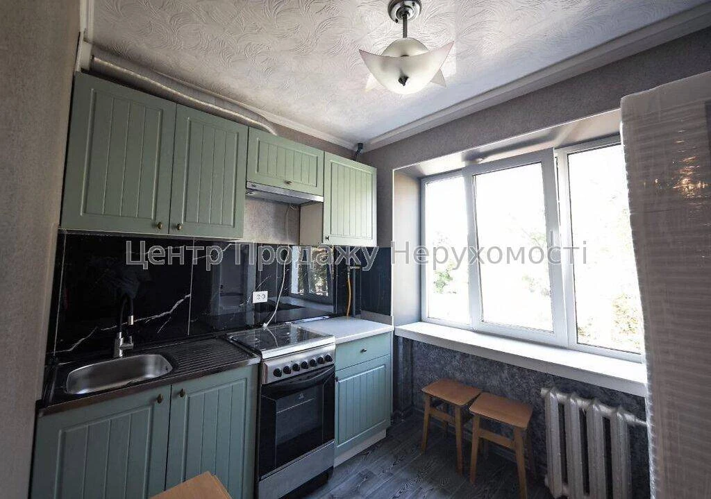 Продажа 1-комнатной квартиры 29 м², Киев, 3/5 этаж