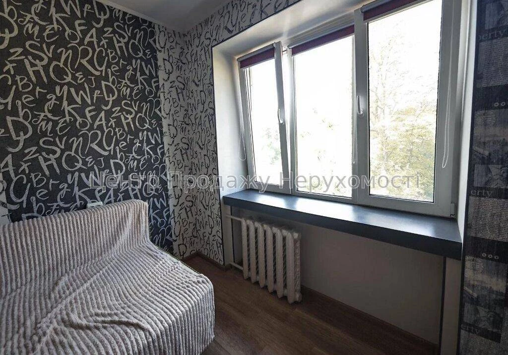 Продажа 1-комнатной квартиры 29 м², Киев, 3/5 этаж
