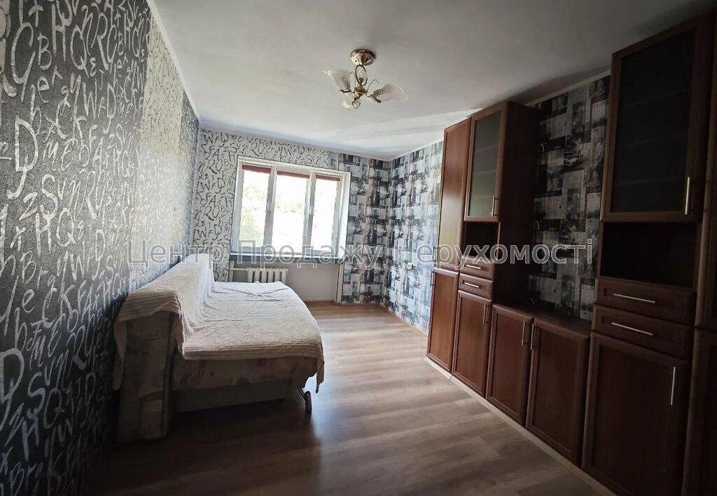 Продажа 1-комнатной квартиры 29 м², Киев, 3/5 этаж