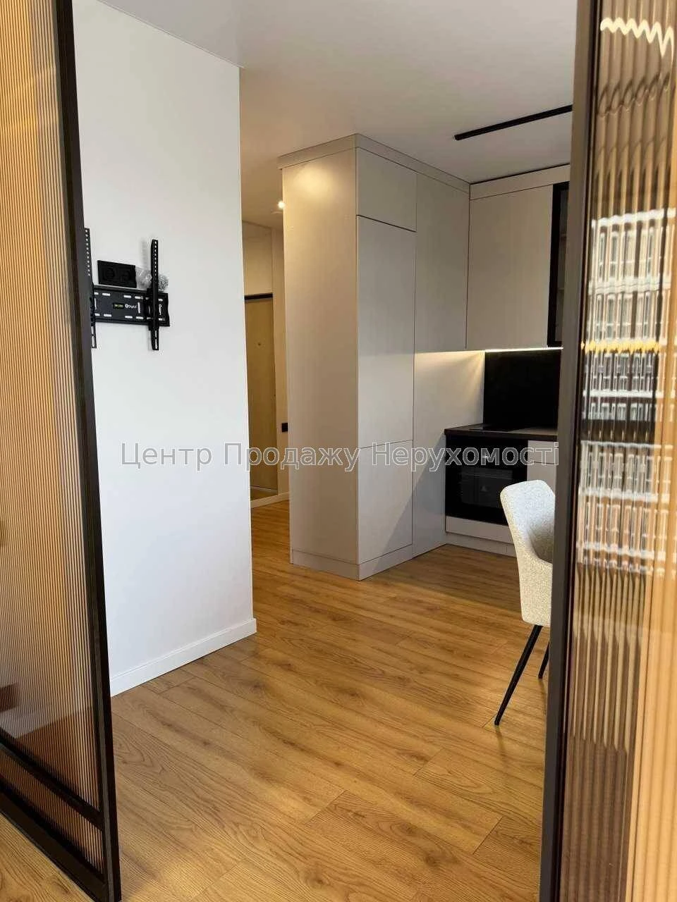 Продаж 1-кімн. квартири, 41 м², 15/16 этаж, ЖК "Нова Англія", Киев!