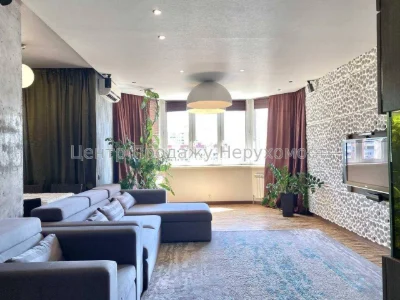 Sale of a 3-room apartment 110 m², 9th/17th floor, Kyiv. Excellent