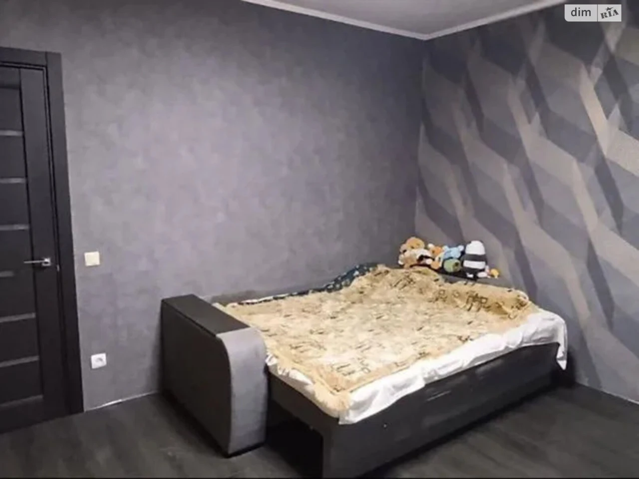 One-Bedroom Apartment for Sale – Mazepa Street