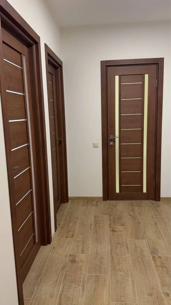Продається квартира на Запорізькому шосе