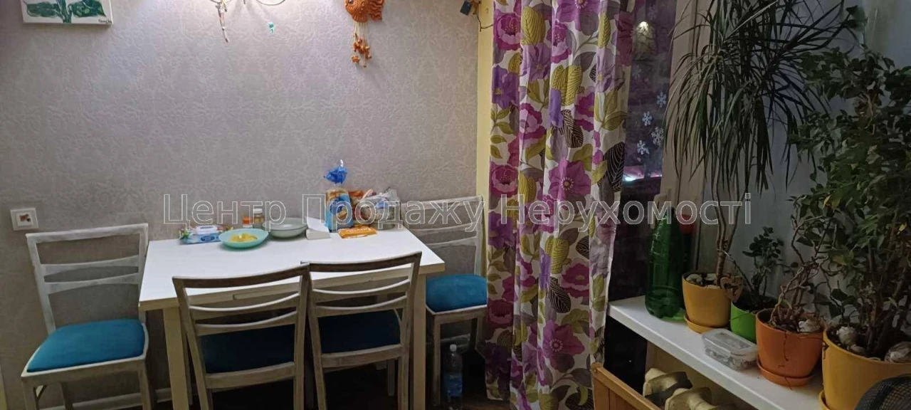 Продаж 2-кімн. квартири 45 м² у Києві, 2/5 поверху