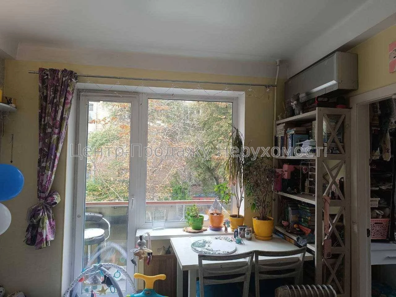 Продаж 2-кімн. квартири 45 м² у Києві, 2/5 поверху