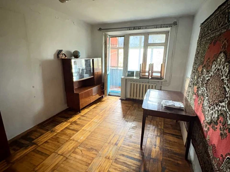 Apartment. Zaporozhsky Kozatva Street, Zaporizhye