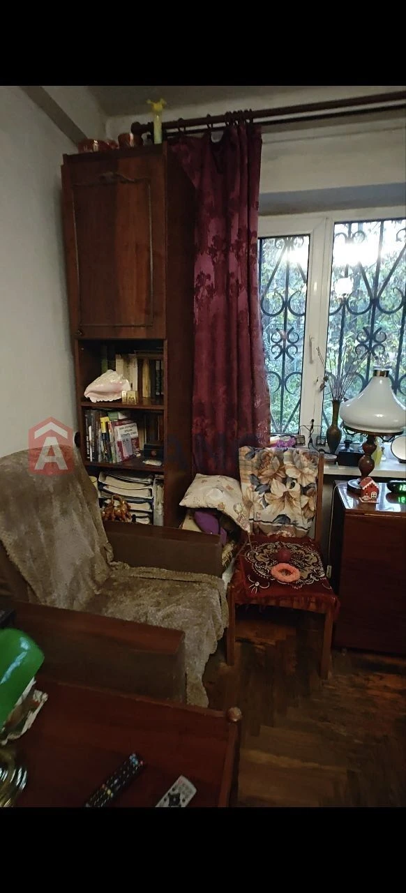 Продам 2-комнатную квартиру